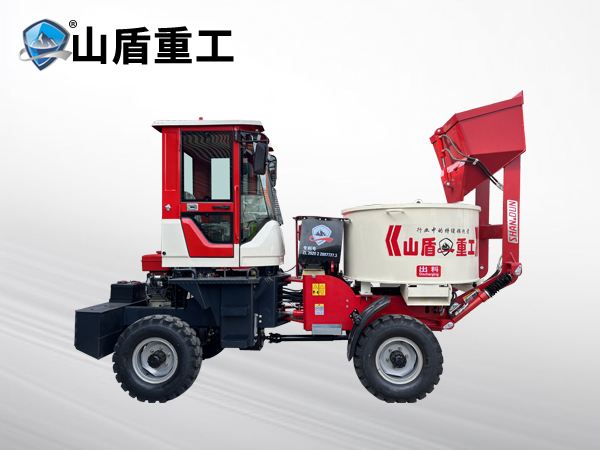 自上料攪拌車(chē)的使用技巧分享